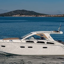 Sealine SC 35