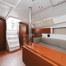 Beneteau Oceanis 35.1