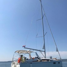 Beneteau Oceanis 35.1