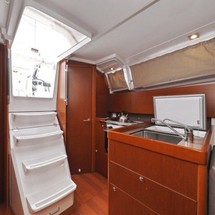 Beneteau Oceanis 35.1