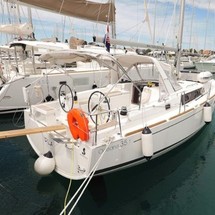 Beneteau Oceanis 35.1