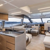 Ferretti 450