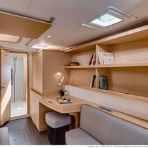 Fountaine Pajot Astréa 42