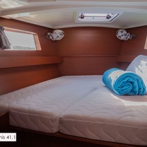 Beneteau Oceanis 41.1