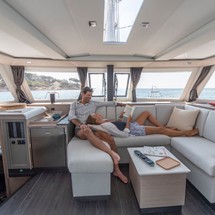 Fountaine Pajot Lucia 40