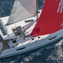 Fountaine Pajot Lucia 40