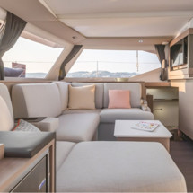 Fountaine Pajot Lucia 40
