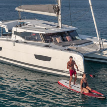 Fountaine Pajot Lucia 40