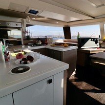 Fountaine Pajot Astréa 42