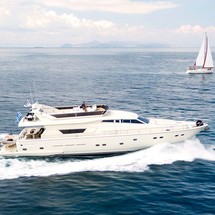 Ferretti 225