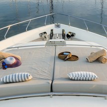 Ferretti 225