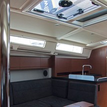 Hanse 418
