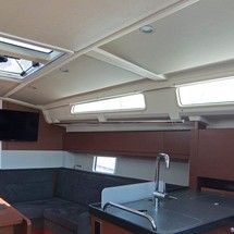 Hanse 418