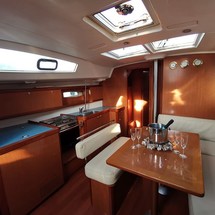 Beneteau Oceanis 43