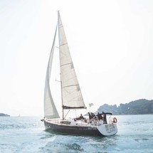 Beneteau Oceanis 43