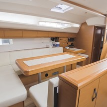 Jeanneau 54