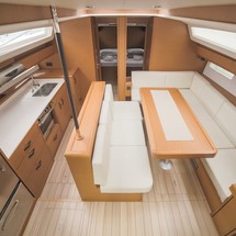 Jeanneau 54
