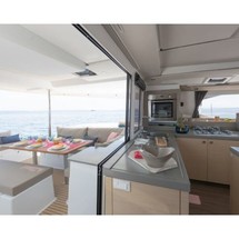 Fountaine Pajot Saona 47
