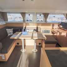 Lagoon 400 S2