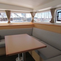 Lagoon 400 S2