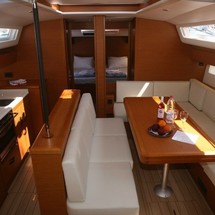 Jeanneau 54