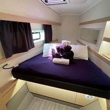 Fountaine Pajot Lucia 40