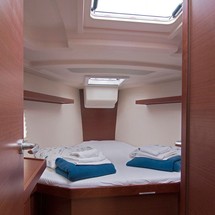 Hanse 418