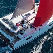 Fountaine Pajot Astréa 42