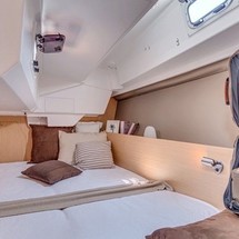 Beneteau Oceanis 38