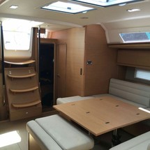 Dufour 560