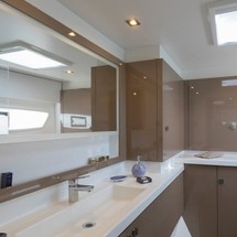 Fountaine Pajot Astréa 42