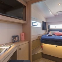 Fountaine Pajot Astréa 42