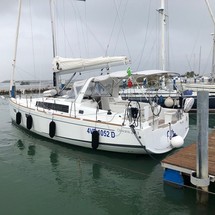 Beneteau Oceanis 38