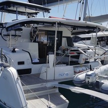 Lagoon 42