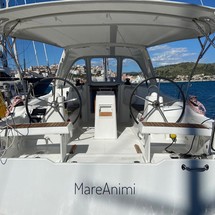 Beneteau Oceanis 35