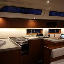 Beneteau Oceanis 51.1