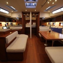 Beneteau Oceanis 51.1