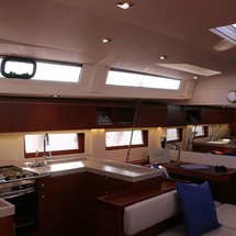 Beneteau Oceanis 51.1