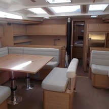 Dufour 560