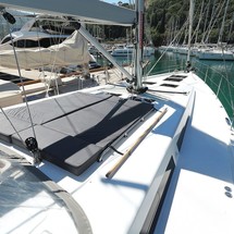 Hanse 548