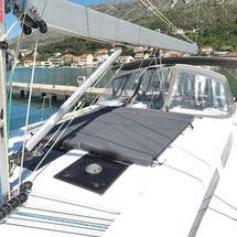 Hanse 548