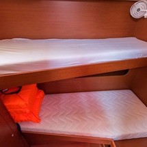 Beneteau Oceanis 51.1