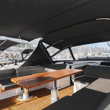 Hanse 548