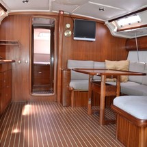Bavaria 44