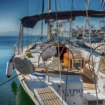 Bavaria 44