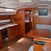 Bavaria 44