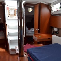 Beneteau Oceanis 35