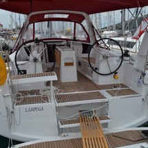 Beneteau Oceanis 35