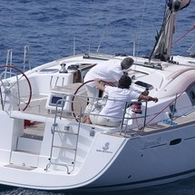 Beneteau Oceanis 43