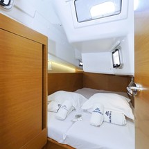 Jeanneau Sun Odyssey 410